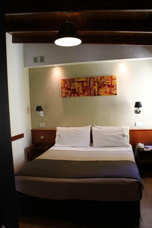 Hotel Viena Cordoba Exterior photo