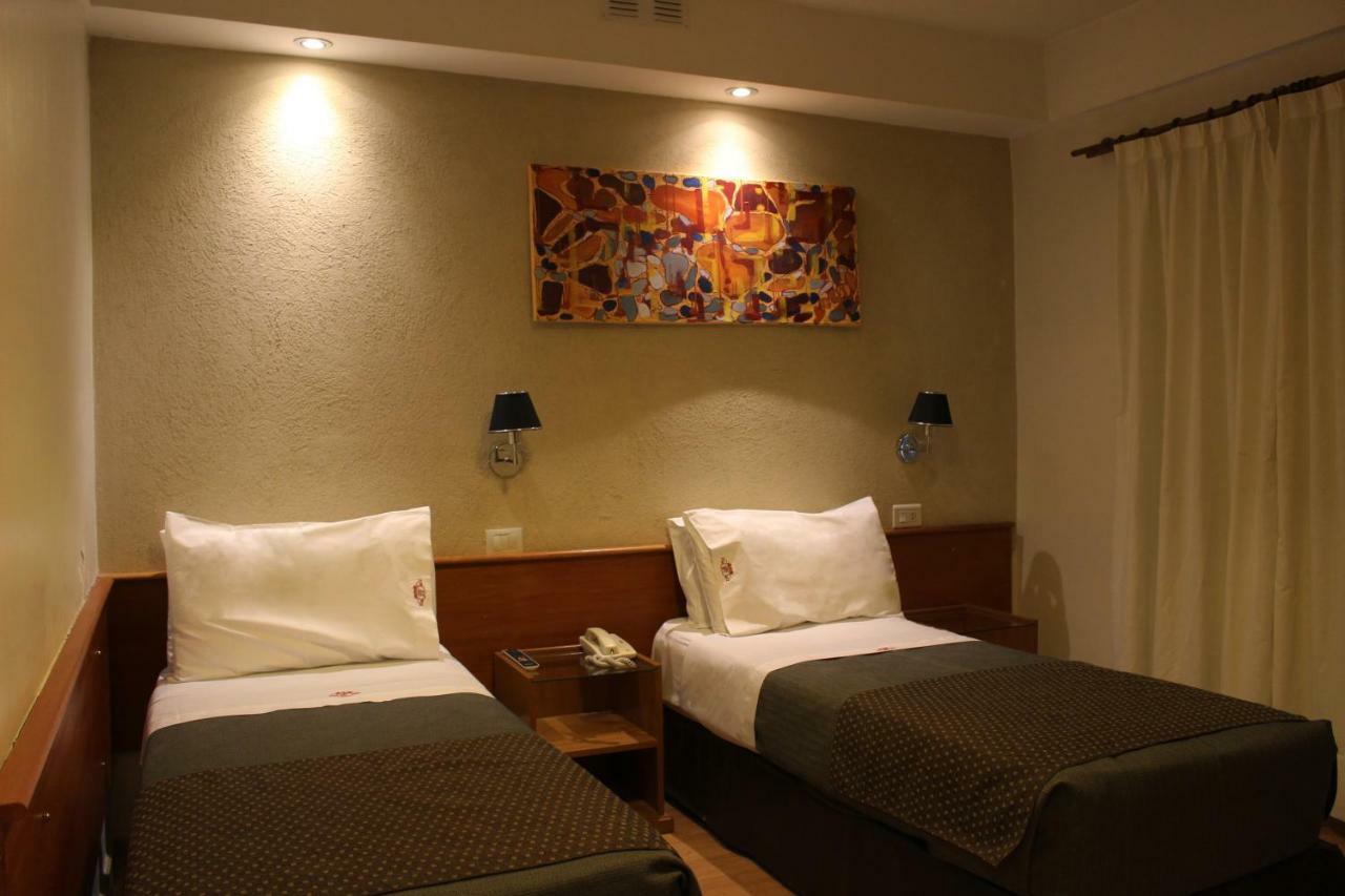 Hotel Viena Cordoba Exterior photo